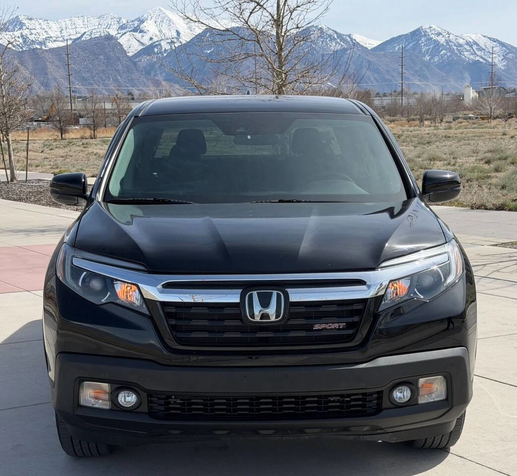 Used 2020 Honda Ridgeline Sport image 2