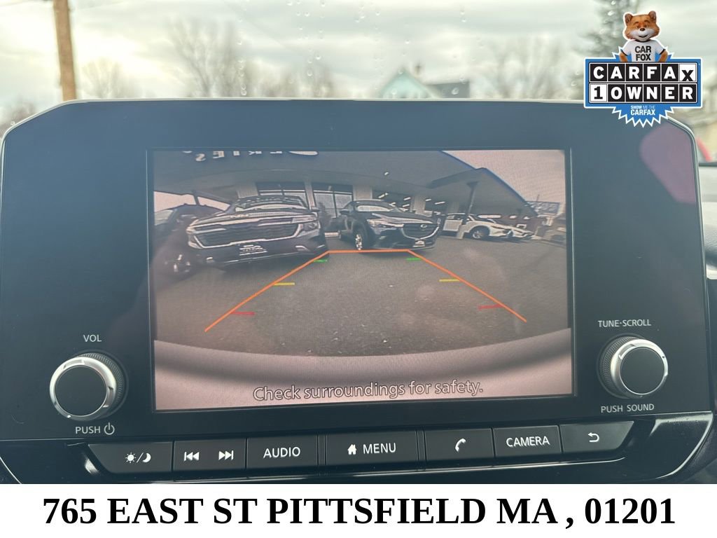 Used 2022 Nissan Pathfinder SV image 24