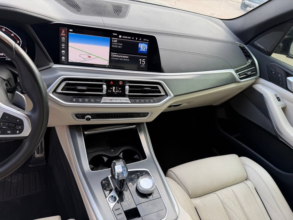 Used 2022 BMW X5 M50i w/ Premium Package AWD/4WD image 23