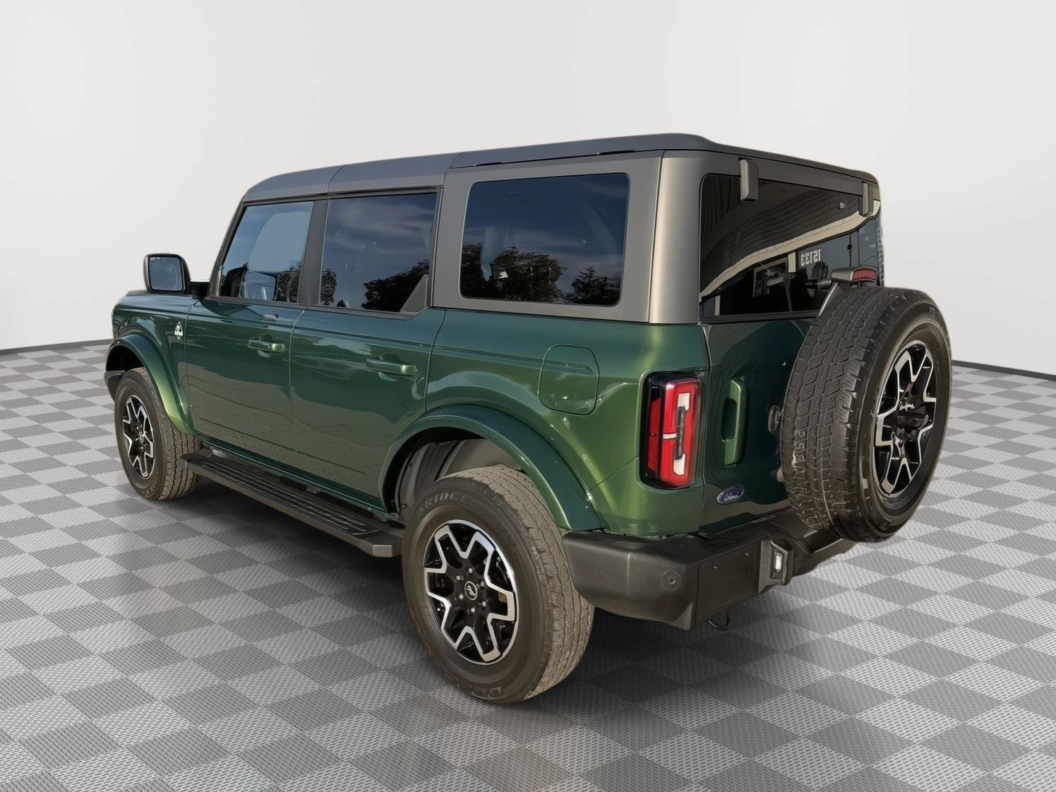 Used 2023 Ford Bronco Outer Banks AWD/4WD image 5