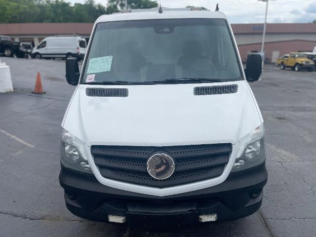Used 2017 Mercedes-Benz Sprinter 3500 image 3
