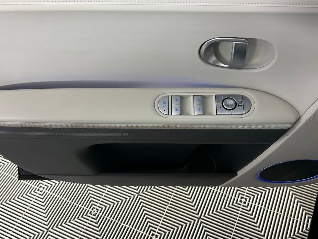 Used 2023 Hyundai Ioniq 5 SEL image 25