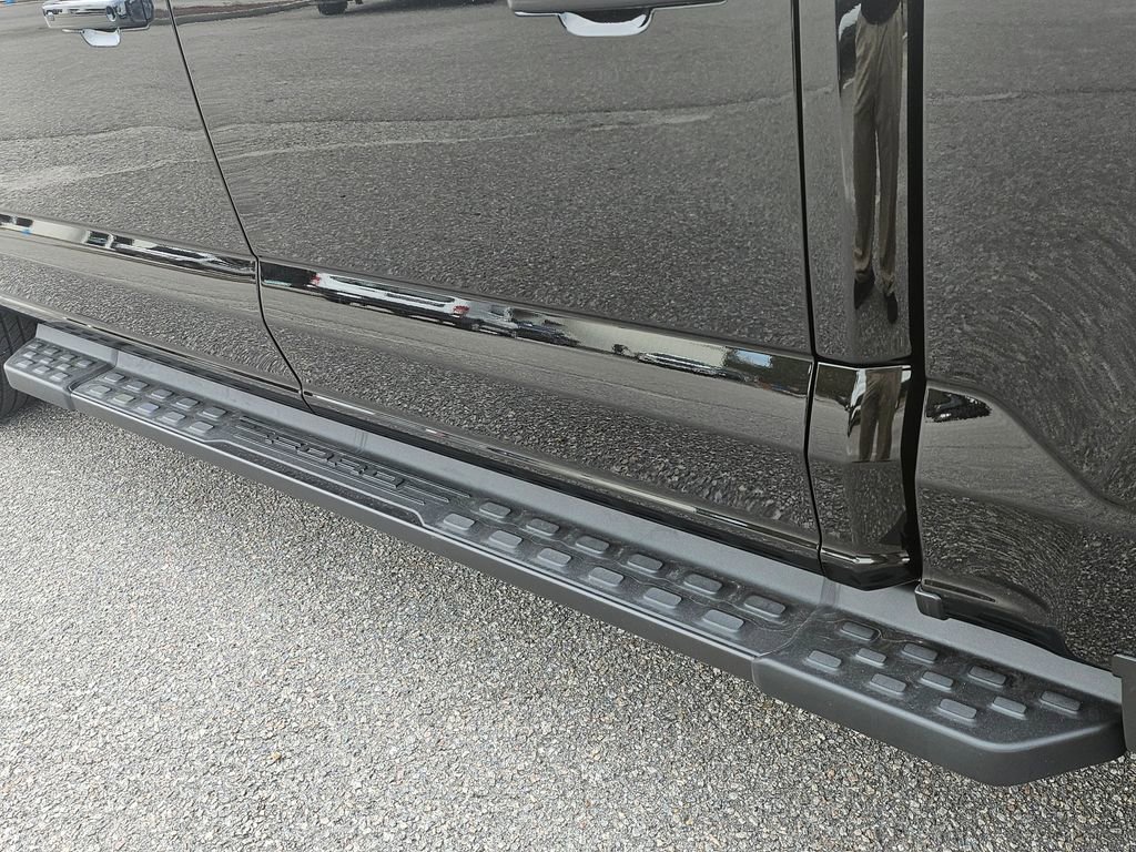 New 2025 Ford F150 Lightning Flash image 24