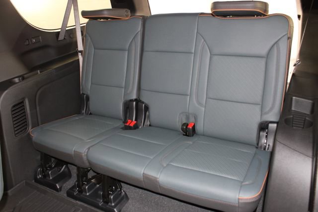 New 2026 GMC Yukon XL AT4 w/ AT4 Premium Plus Package AWD/4WD image 25