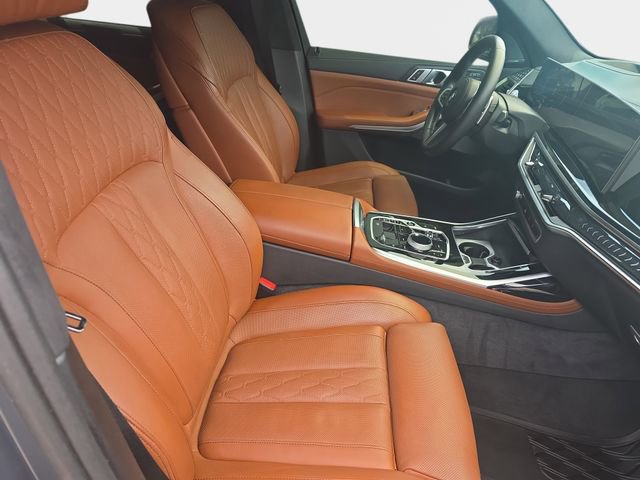 Used 2024 BMW X7 xDrive40i w/ Executive Package AWD/4WD image 12