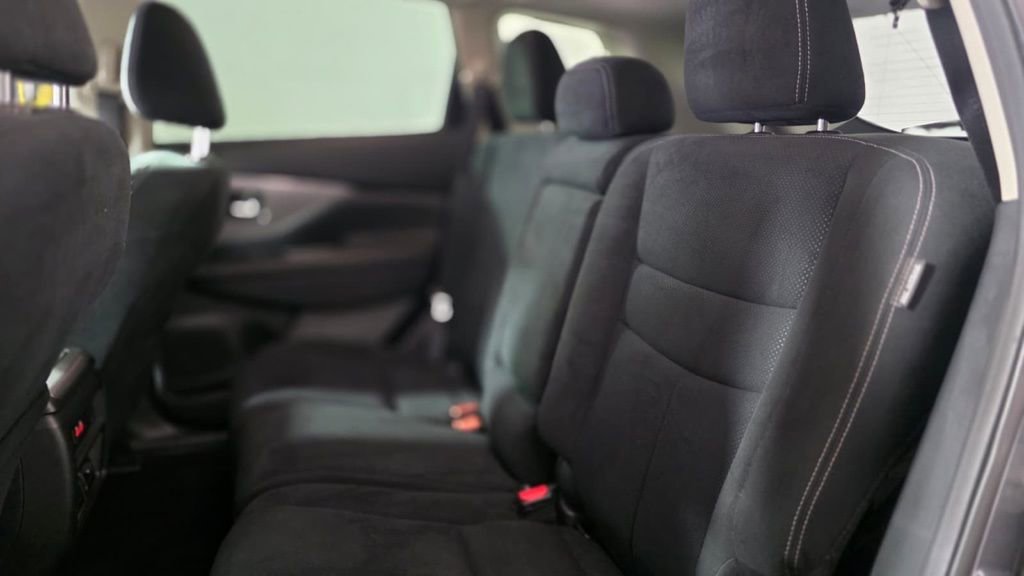 Used 2019 Nissan Murano SV image 25