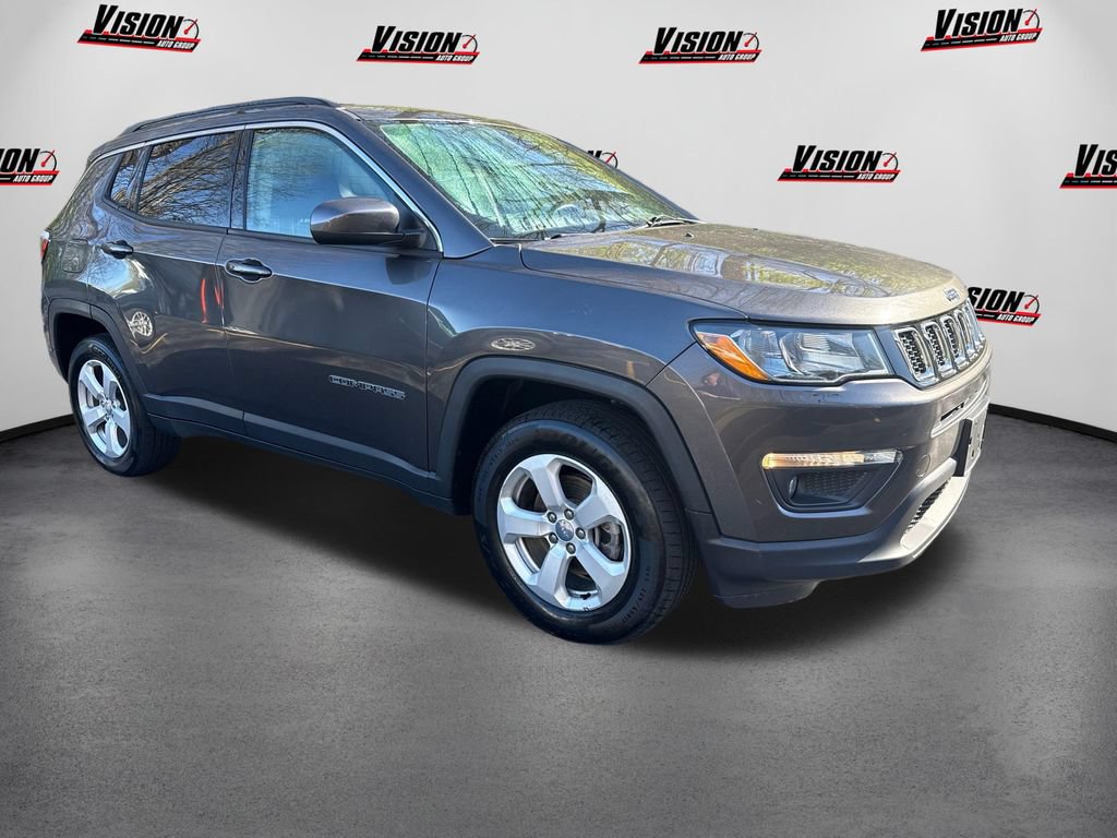 Used 2019 Jeep Compass Latitude AWD/4WD image 3