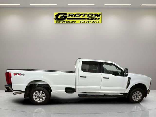 Used 2024 Ford F350 XLT w/ FX4 Off-Road Package image 5