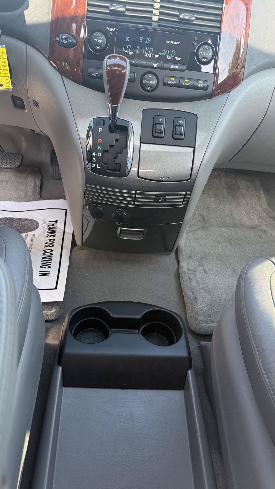 Used 2004 Toyota Sienna XLE Limited FWD image 32