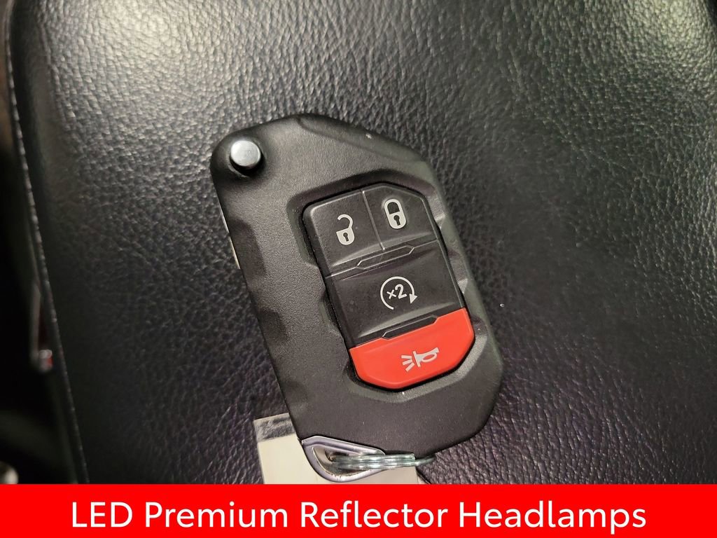 Used 2024 Jeep Wrangler Unlimited image 15