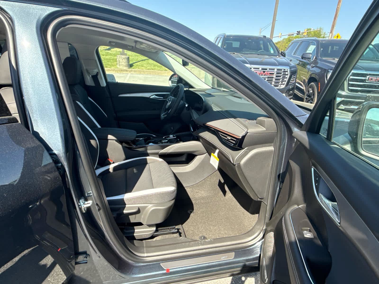 New 2026 Buick Envision Sport Touring AWD/4WD image 25