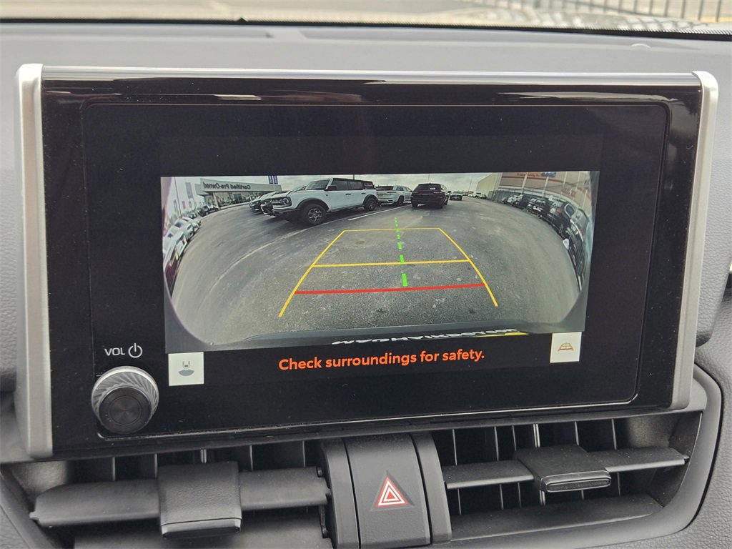 Used 2025 Toyota RAV4 XLE w/ Convenience Package image 23