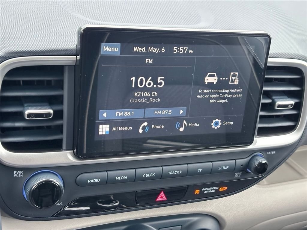 New 2026 Hyundai Venue SEL FWD image 23