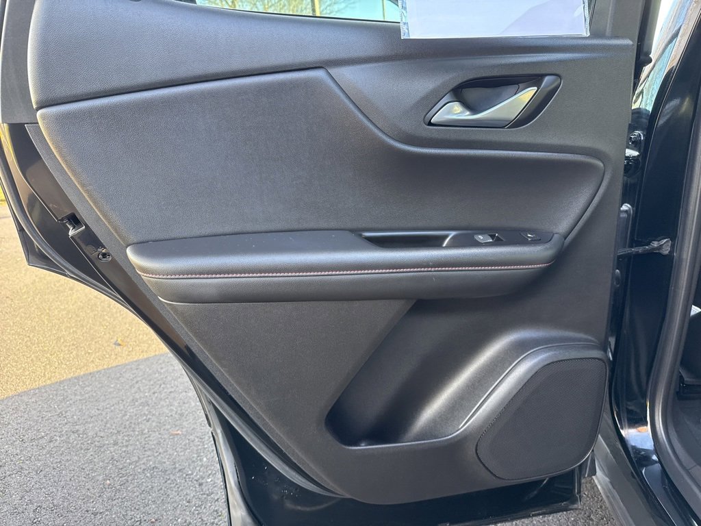 Used 2022 Chevrolet Blazer RS w/ Enhanced Convenience Package image 17