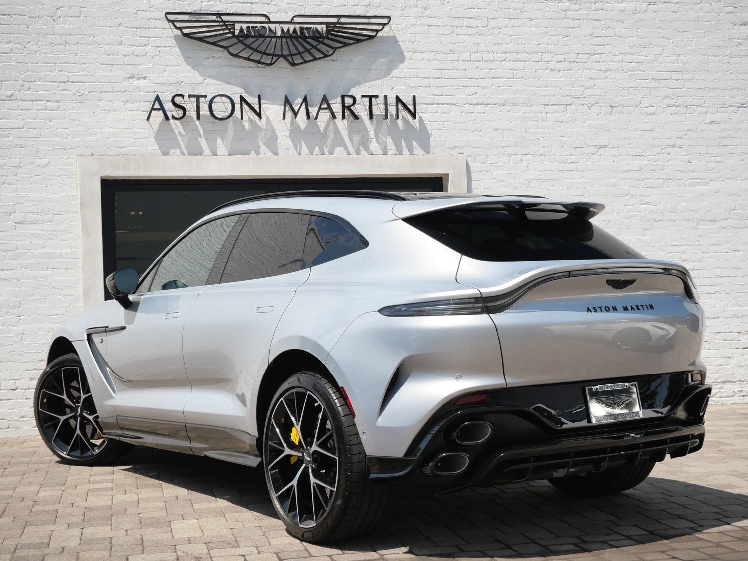New 2026 Aston Martin DBX 707 AWD/4WD image 2