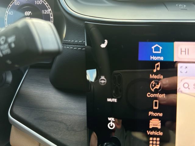 New 2026 Jeep Grand Cherokee Limited w/ Luxury Tech Group II AWD/4WD image 46