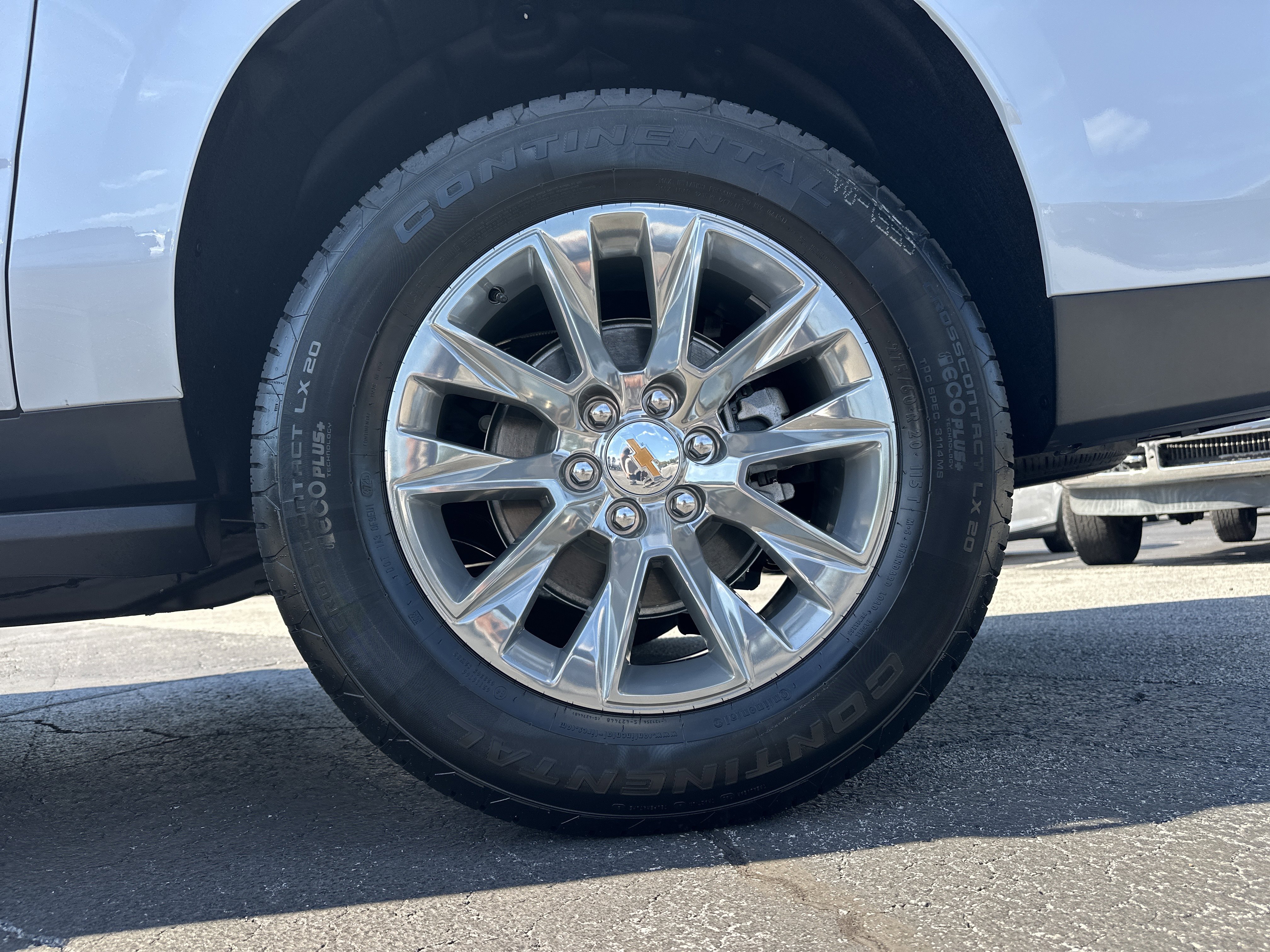 New 2026 Chevrolet Suburban Premier image 20