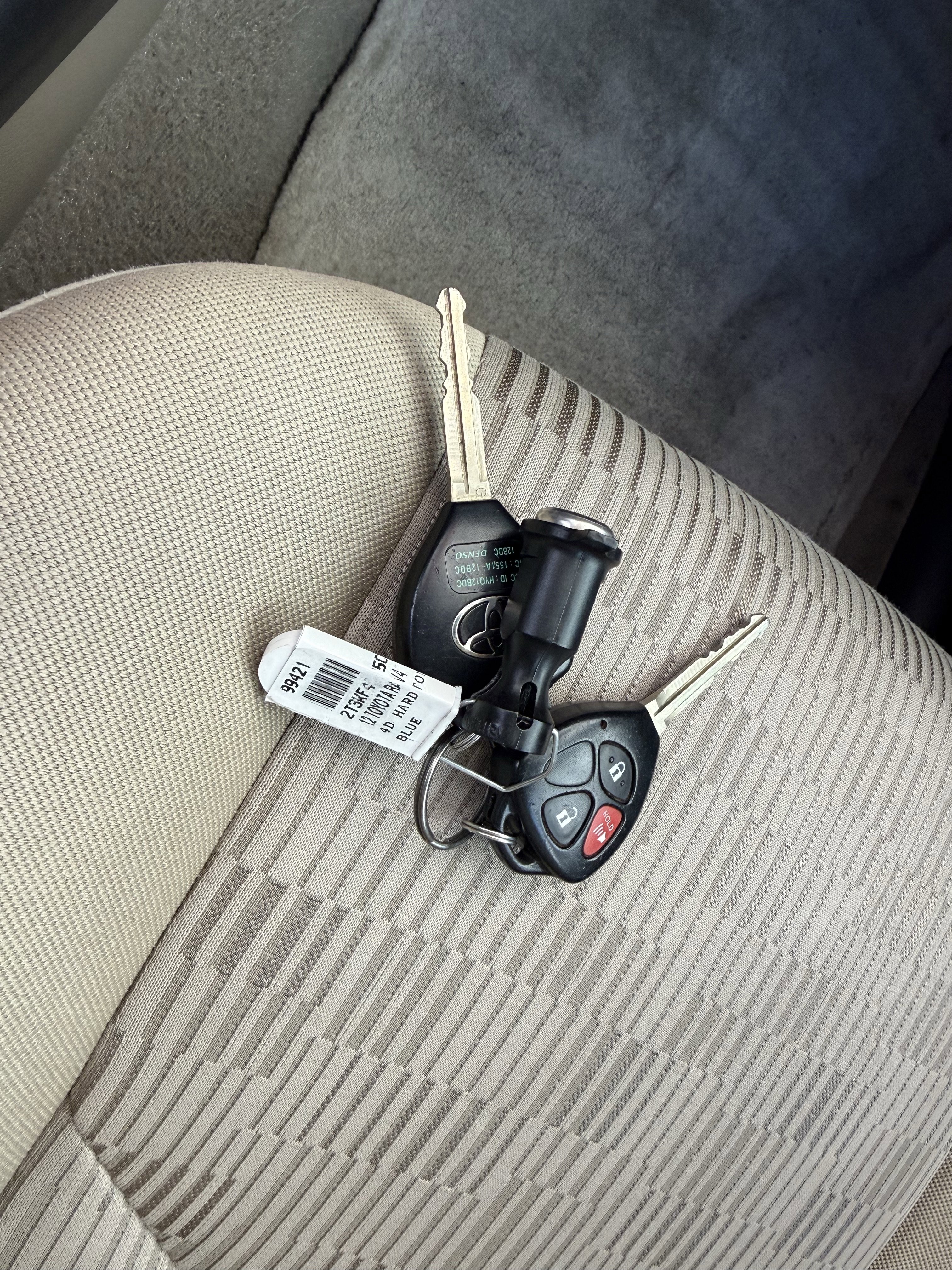 Used 2012 Toyota RAV4 FWD w/ 3rd Row image 34