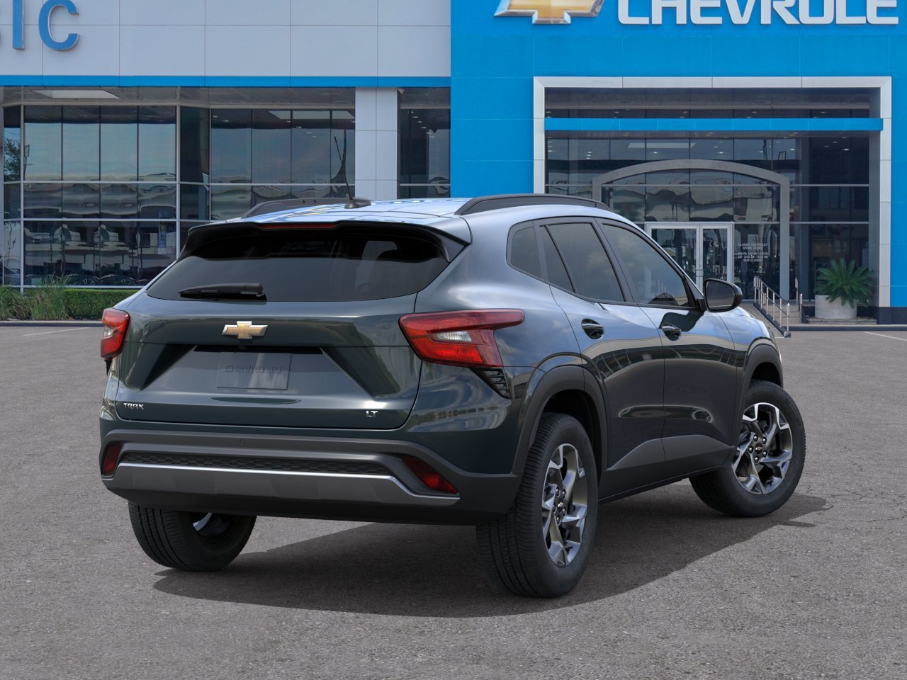 New 2026 Chevrolet Trax LT w/ Driver Confidence Package FWD image 4
