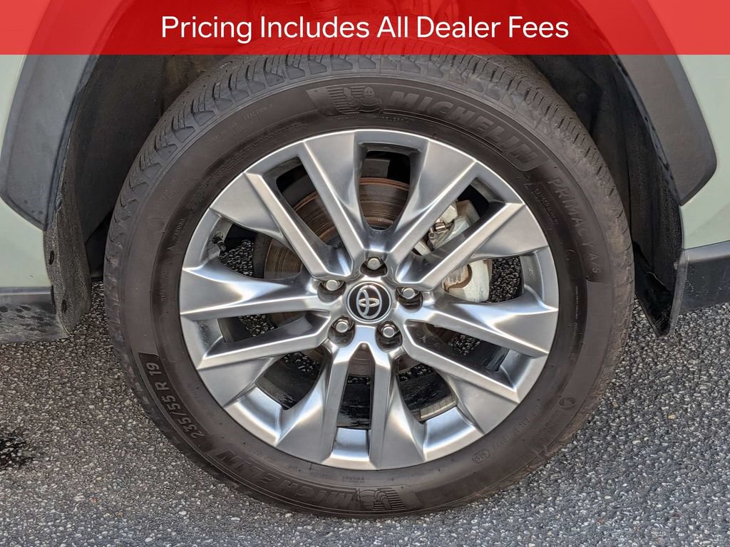 Used 2023 Toyota RAV4 XLE Premium FWD image 12