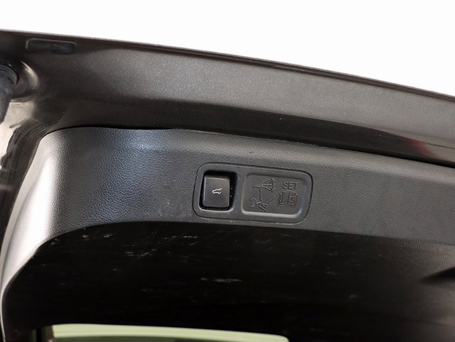 Used 2019 Ford Expedition XLT w/ Equipment Group 202A image 30