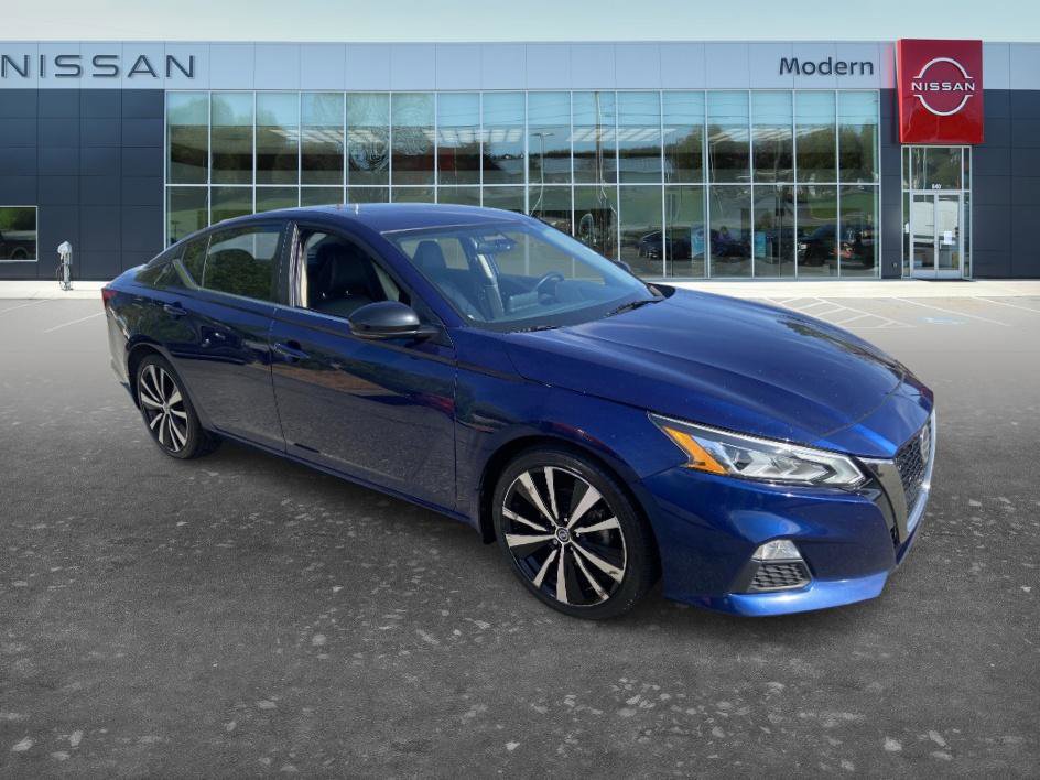 Used 2019 Nissan Altima 2.5 SR w/ SR Premium Package image 3