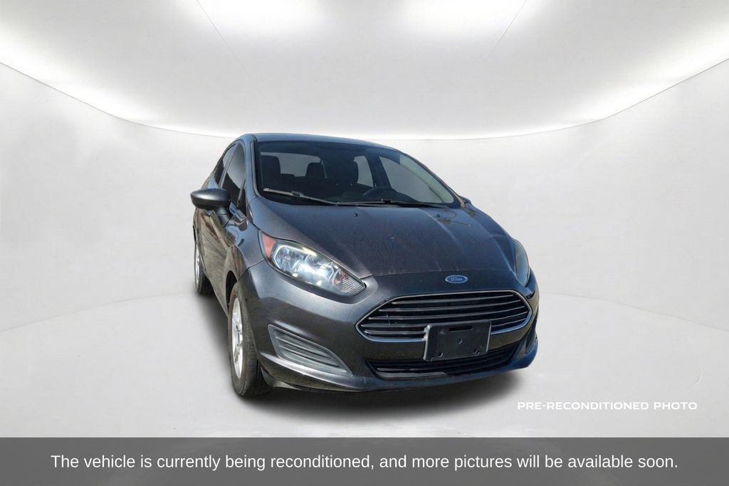 Used 2017 Ford Fiesta SE FWD image 3