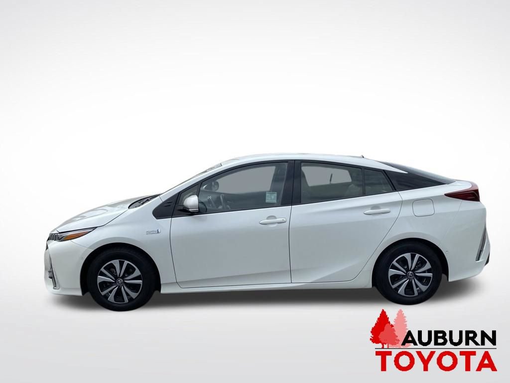 Used 2017 Toyota Prius Prime Advanced w/ Carpet Mat Package FWD image 4