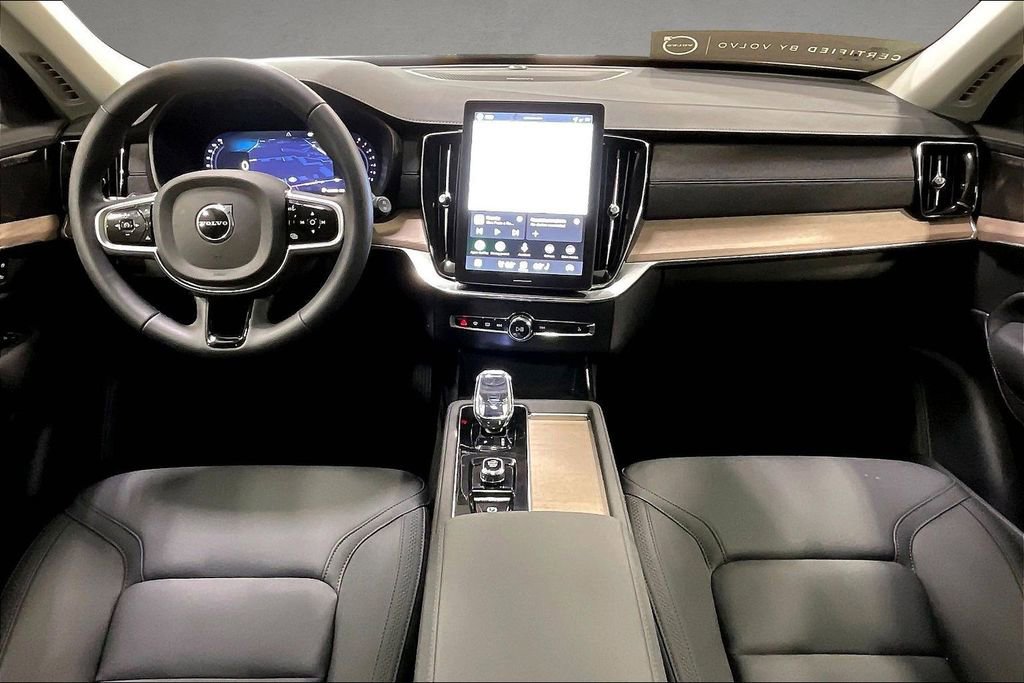 Certified 2026 Volvo XC90 B6 Plus w/ Protection Package Premier AWD/4WD image 7
