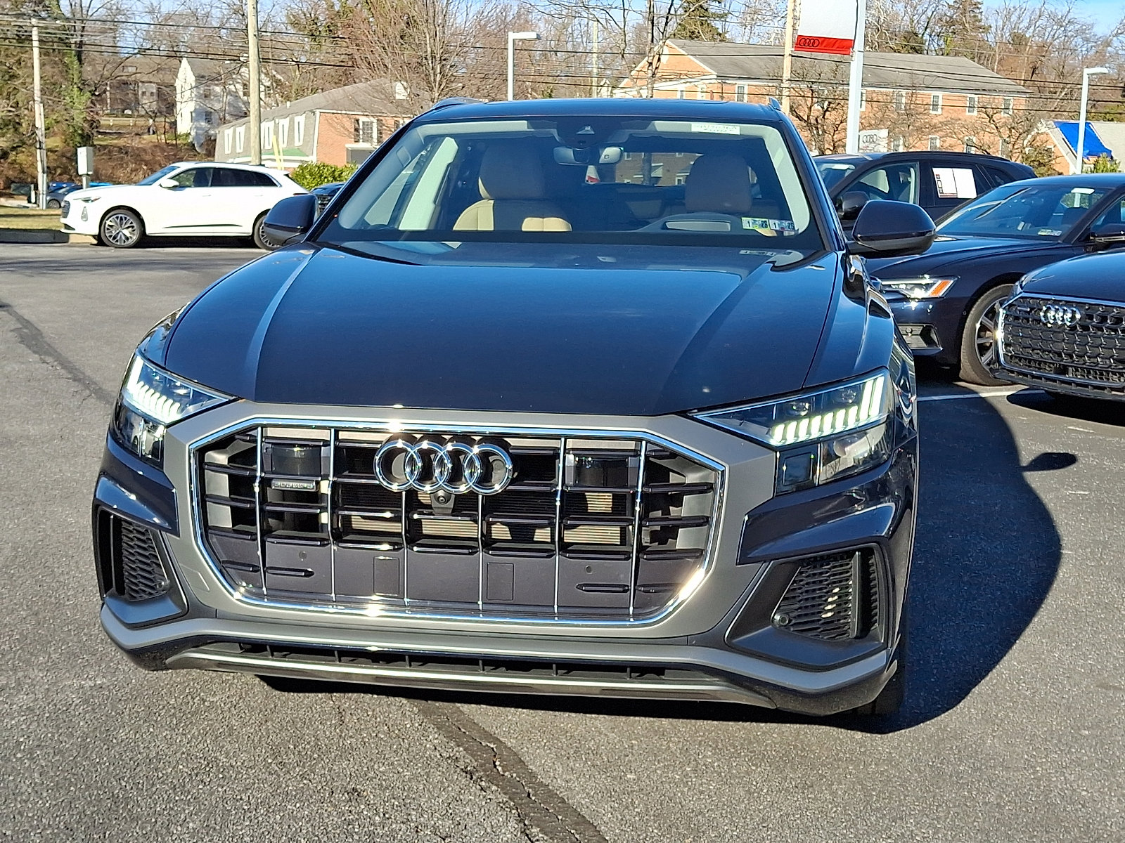 Used 2023 Audi Q8 Prestige video 2