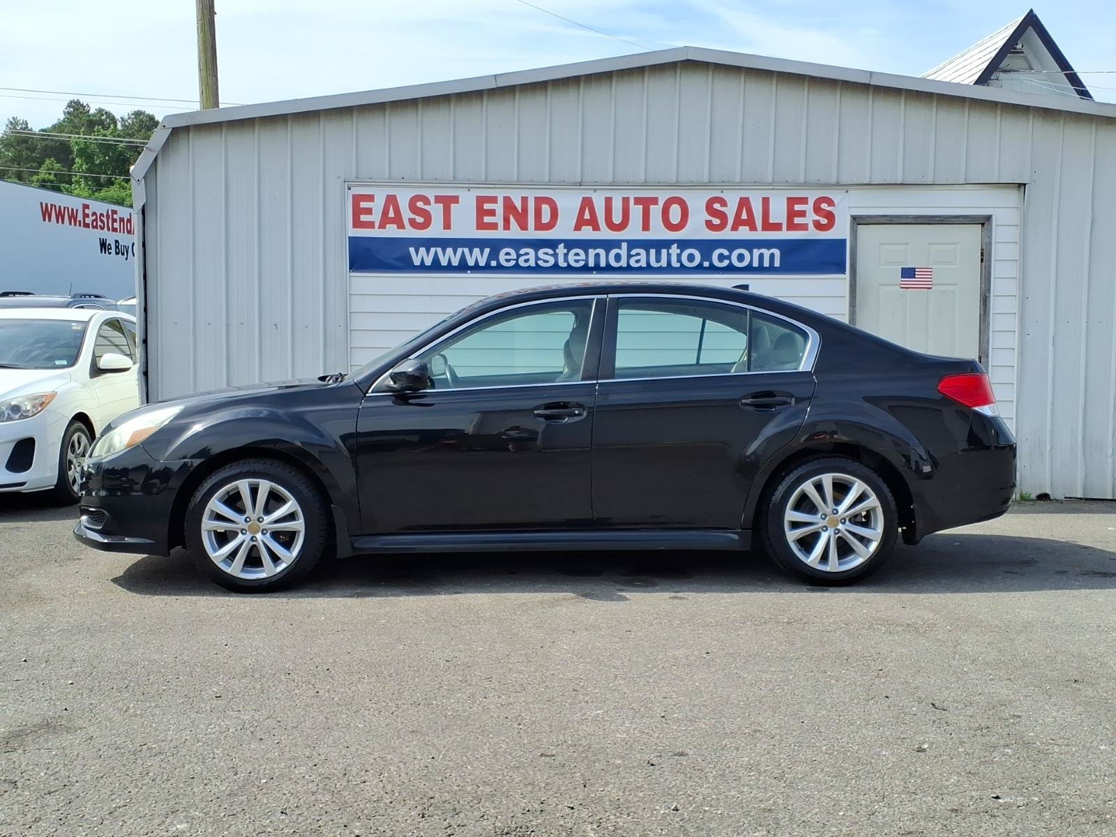 Used 2014 Subaru Legacy 2.5i Premium AWD/4WD image 2