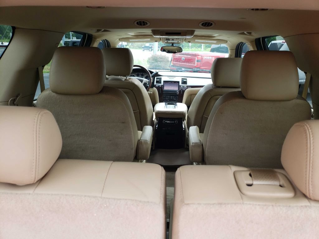 Used 2014 Cadillac Escalade Premium AWD/4WD image 32