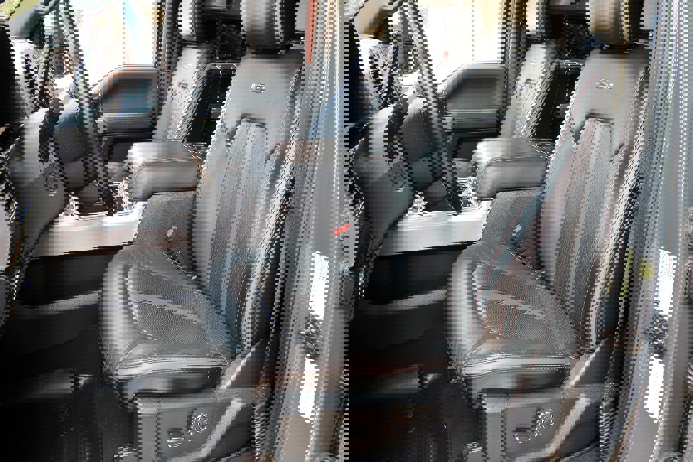 Used 2021 Ford F250 Platinum image 25