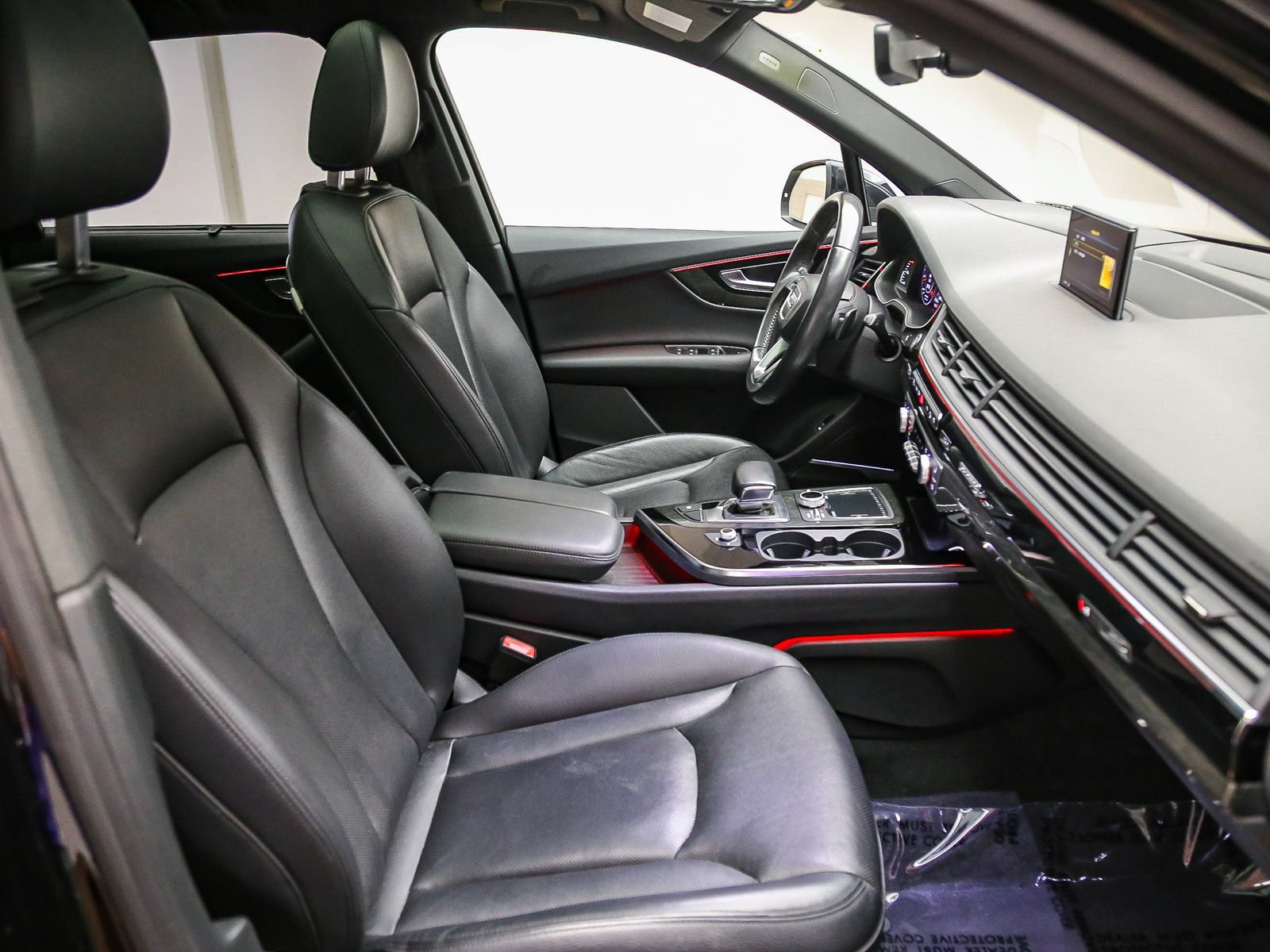 Used 2018 Audi Q7 3.0T Prestige w/ Prestige Package AWD/4WD image 17