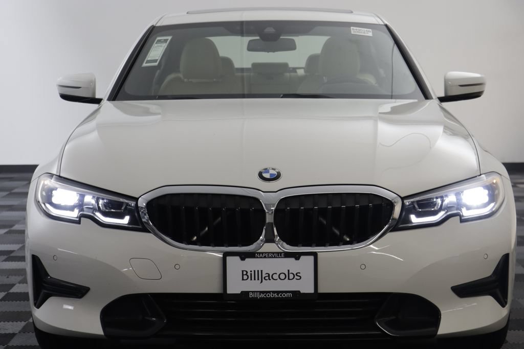 Used 2021 BMW 330i xDrive Sedan w/ Premium Package AWD/4WD image 21