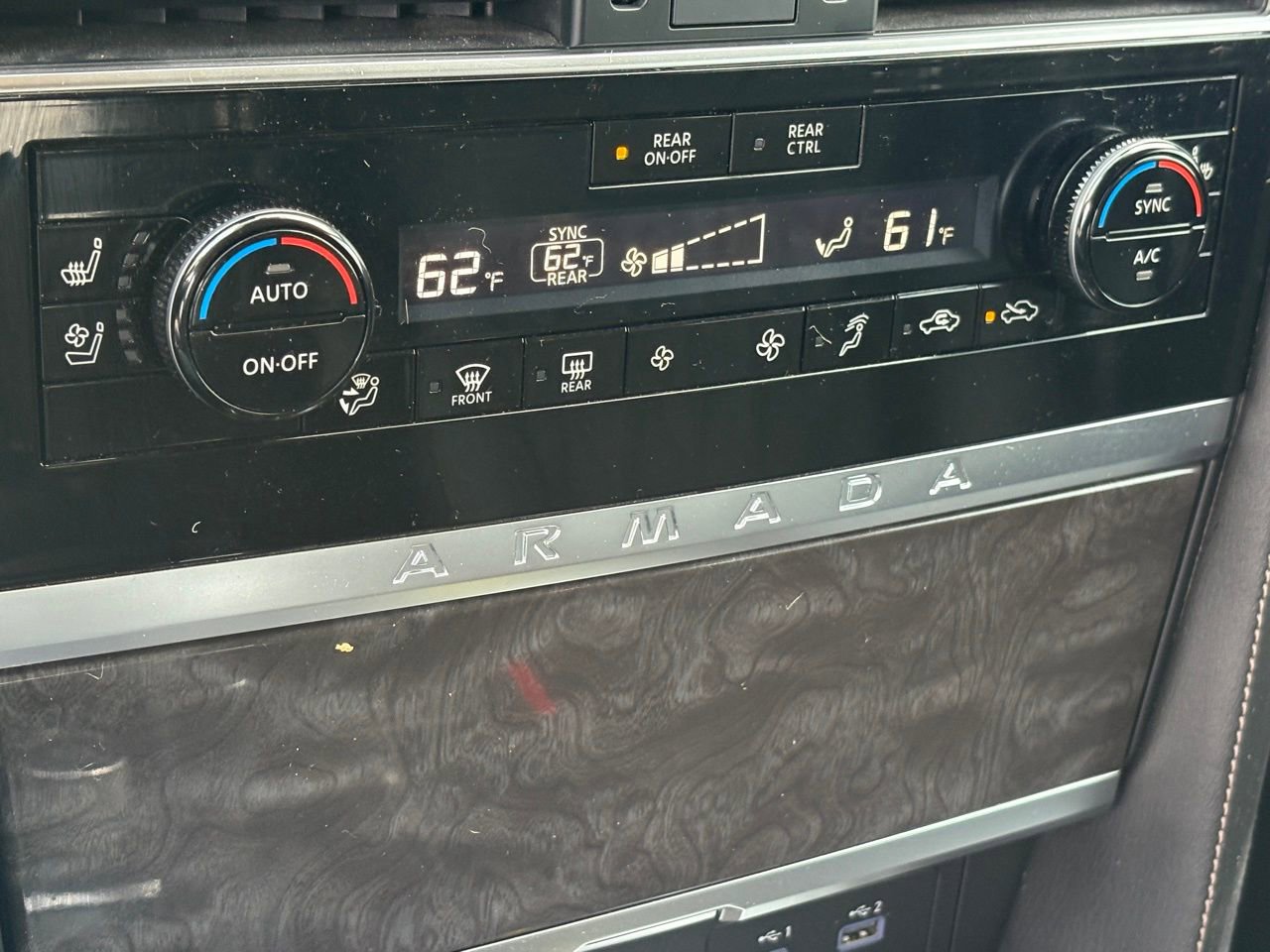 Used 2022 Nissan Armada Platinum w/ Captain's Chairs Package image 26