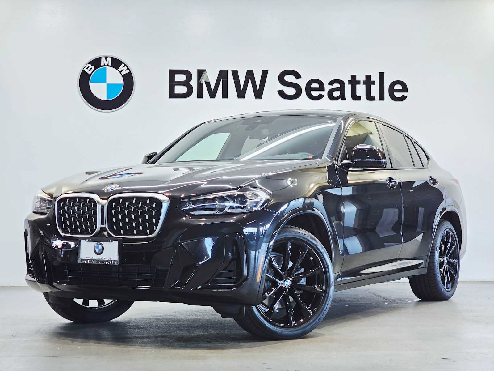 Used 2022 BMW X4 xDrive30i w/ M Sport Package