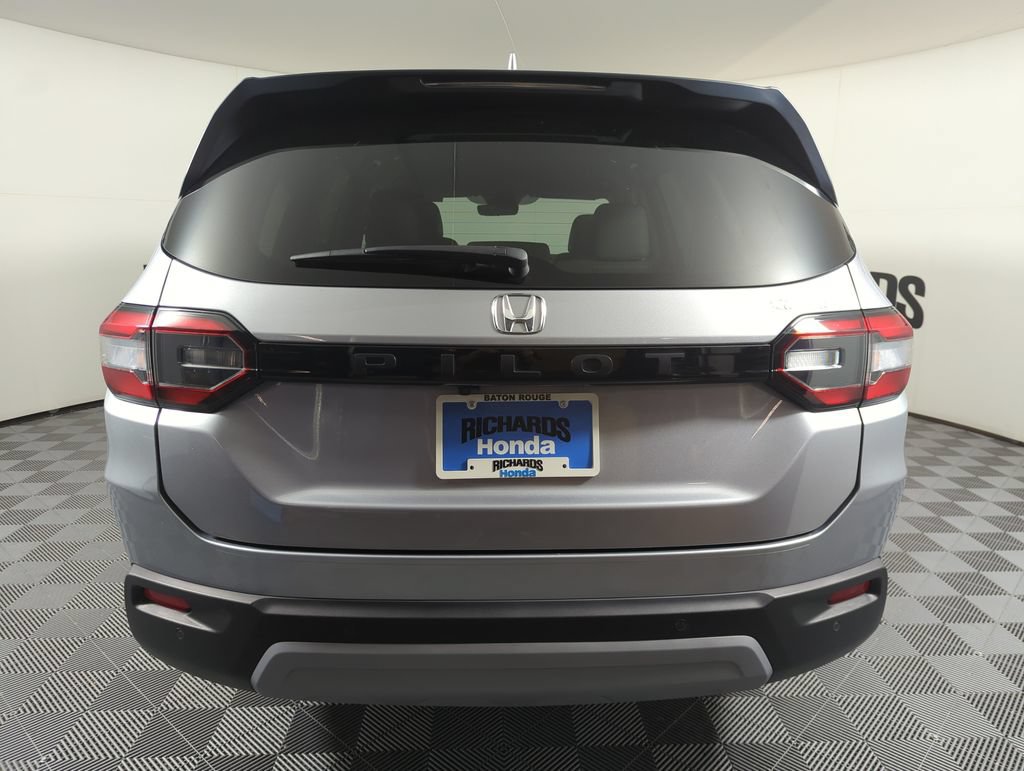 Certified 2025 Honda Pilot EX-L image 5