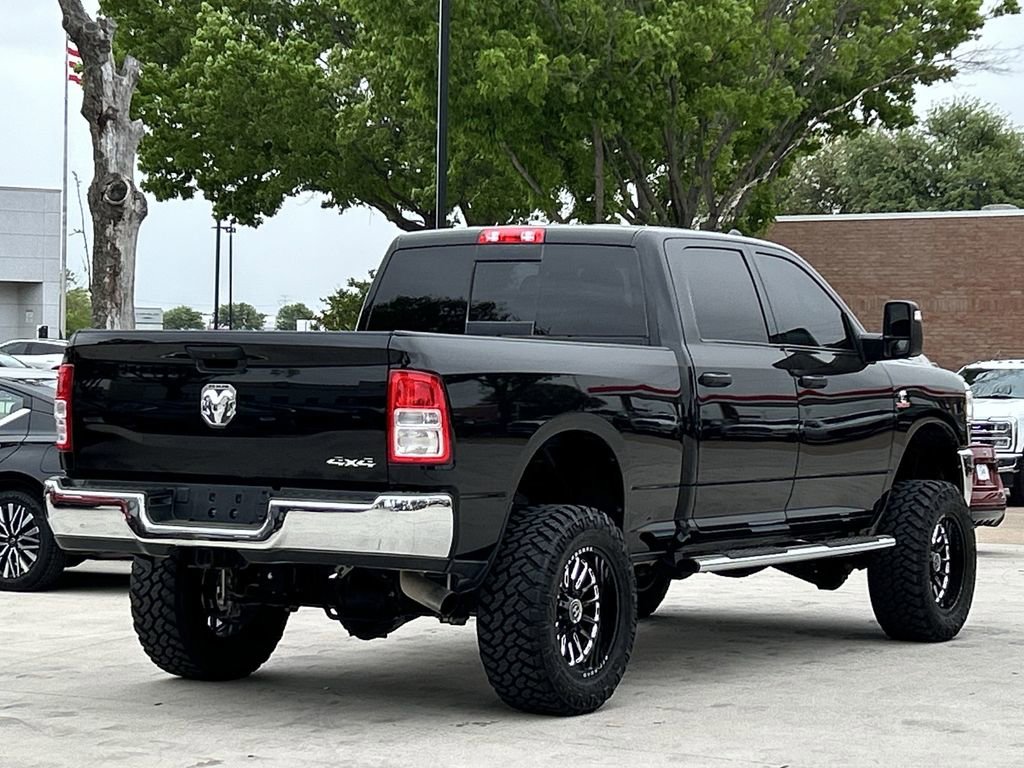 Used 2024 RAM 2500 Tradesman w/ Chrome Appearance Group AWD/4WD image 4