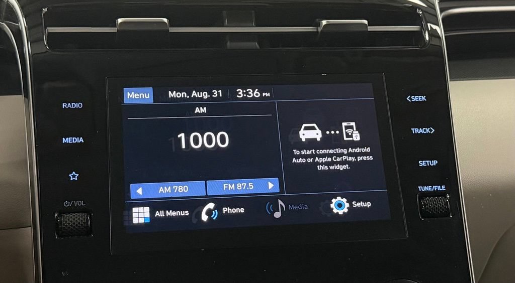 Certified 2023 Hyundai Tucson SE AWD/4WD image 16