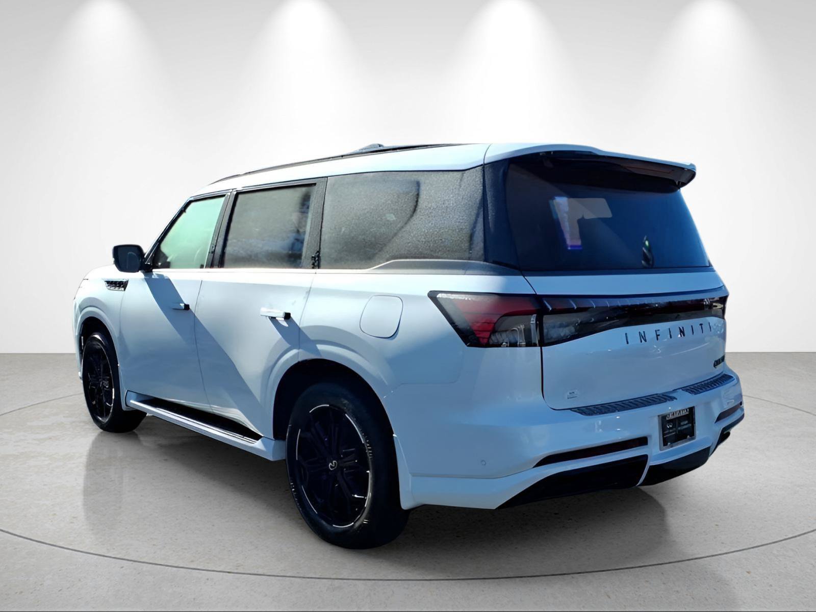 New 2026 INFINITI QX80 4WD w/ Sport Exterior Package image 3