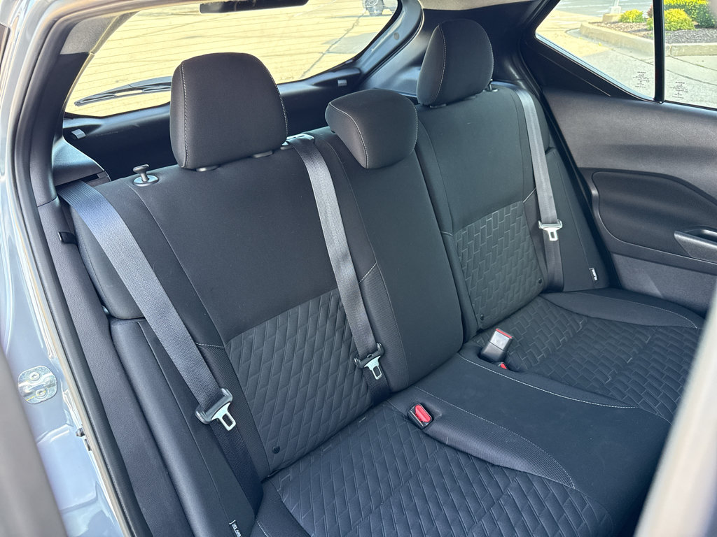 Used 2021 Nissan Kicks SV FWD image 29