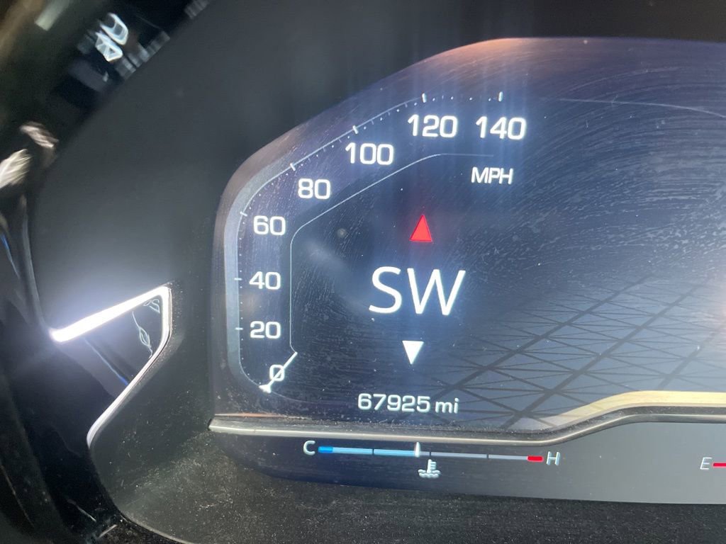 Used 2023 GMC Yukon Denali Ultimate w/ LPO, Floor Liner Package image 10