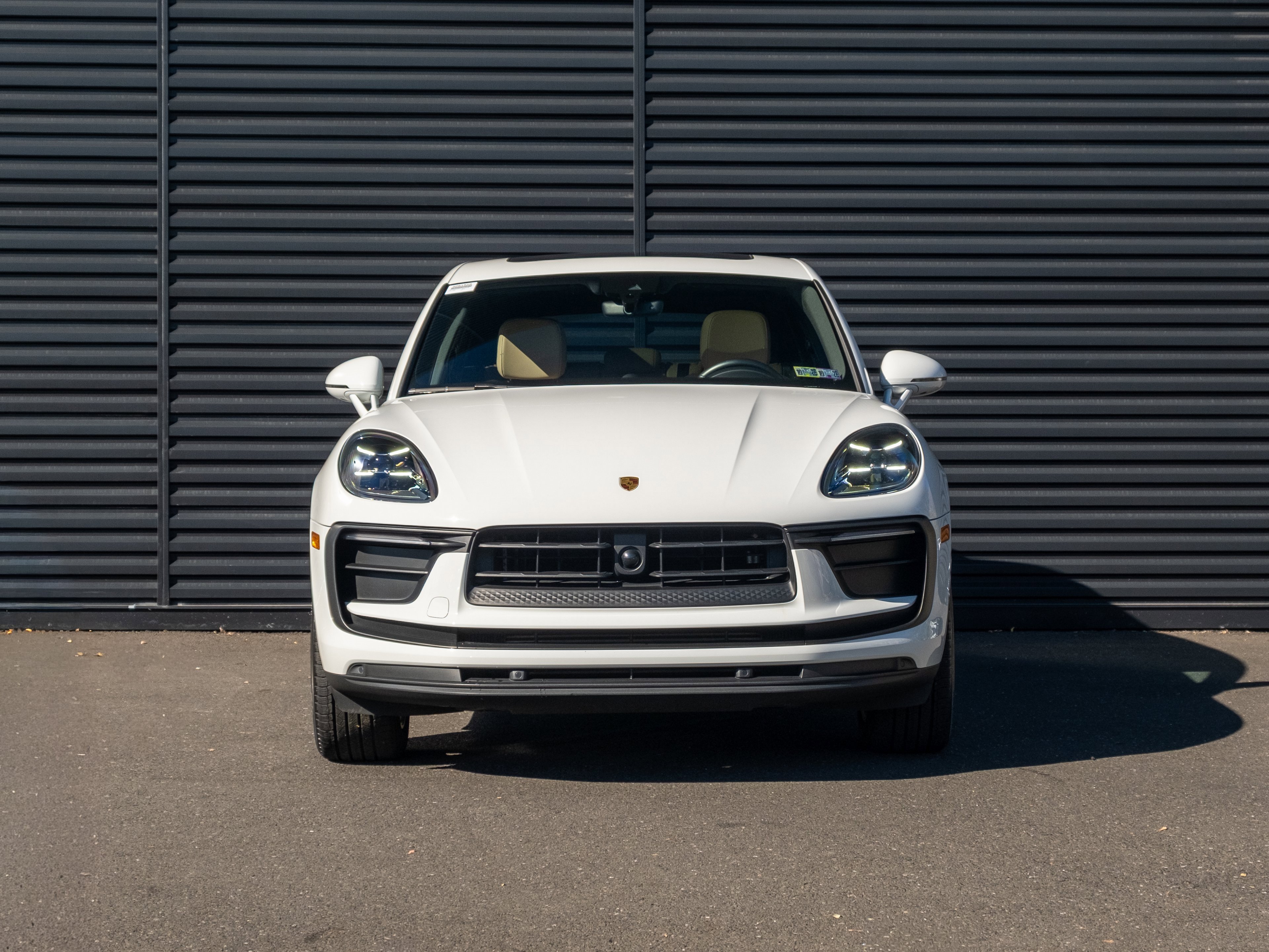 Certified 2023 Porsche Macan image 11