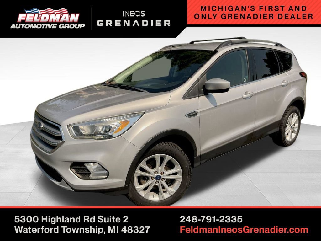 Used 2017 Ford Escape SE w/ Equipment Group 201A AWD/4WD image 1