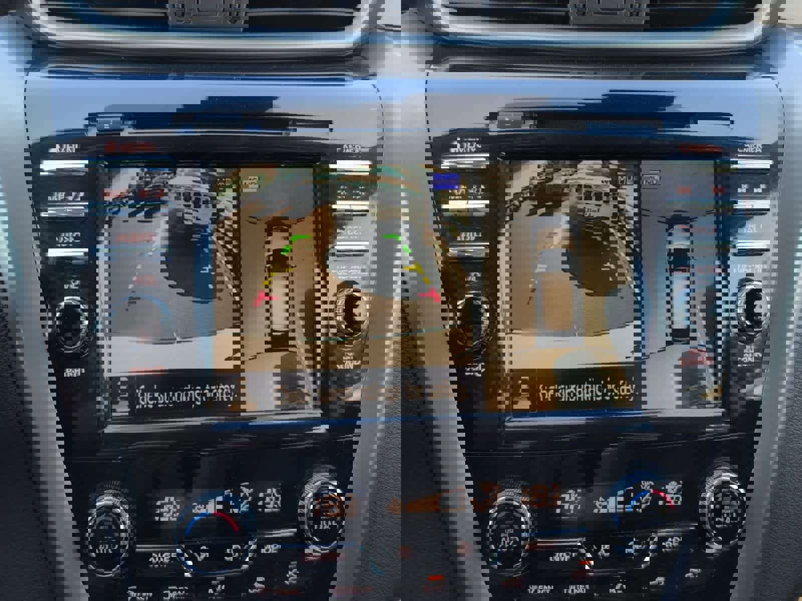 Used 2024 Nissan Murano SV image 28