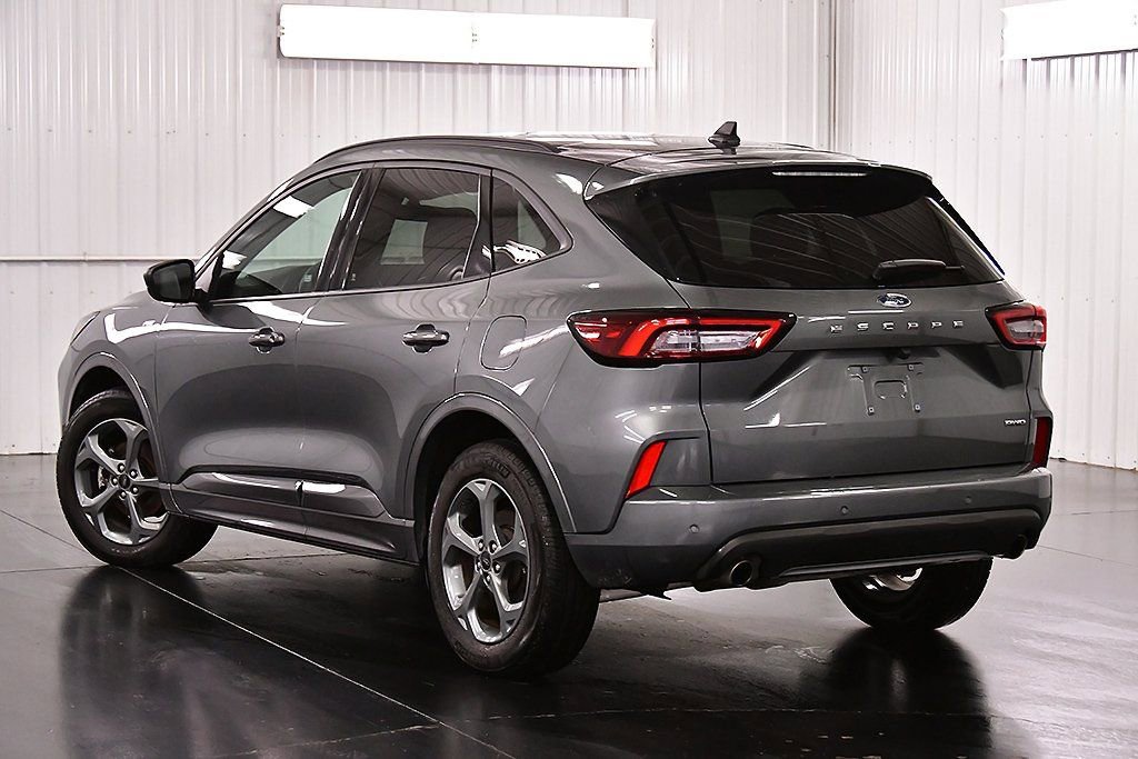 Used 2024 Ford Escape ST-Line w/ Tech Pack #1 image 6