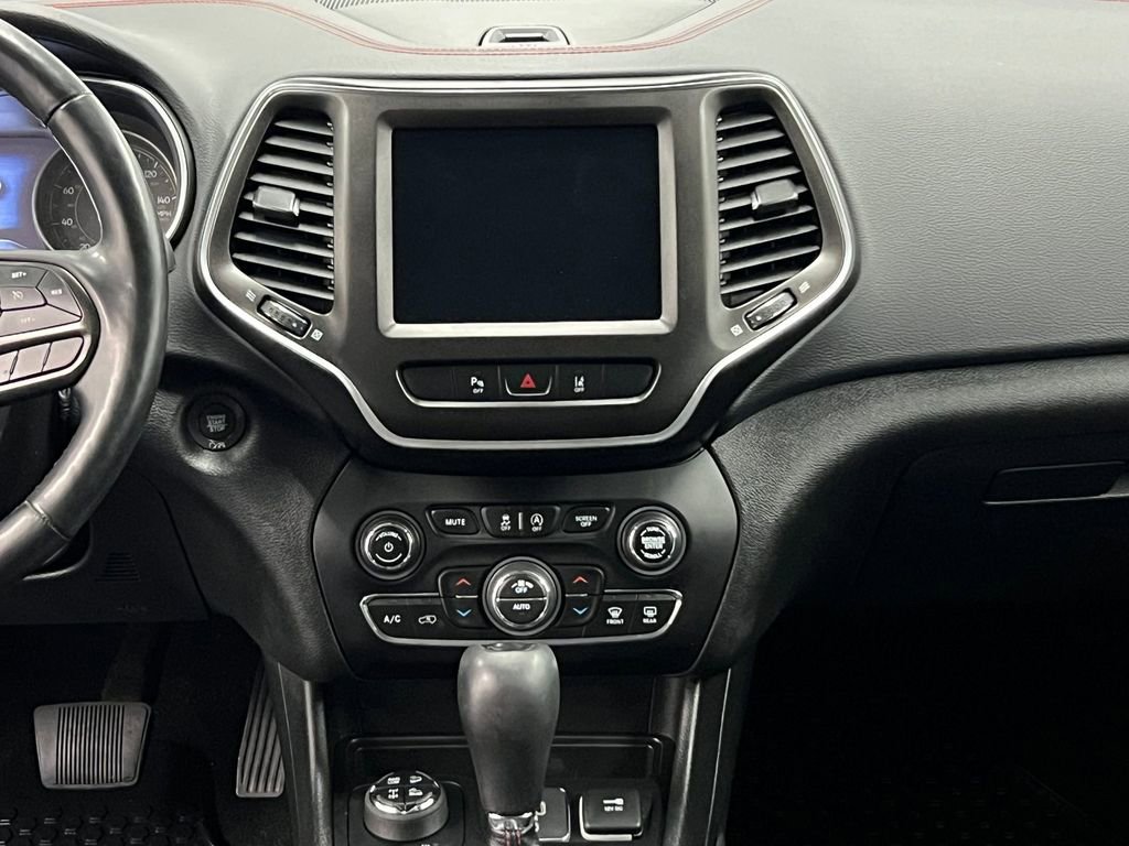 Used 2021 Jeep Cherokee Trailhawk w/ Comfort/Convenience Group image 21