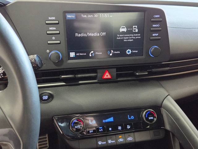 Certified 2025 Hyundai Elantra Sport FWD image 19
