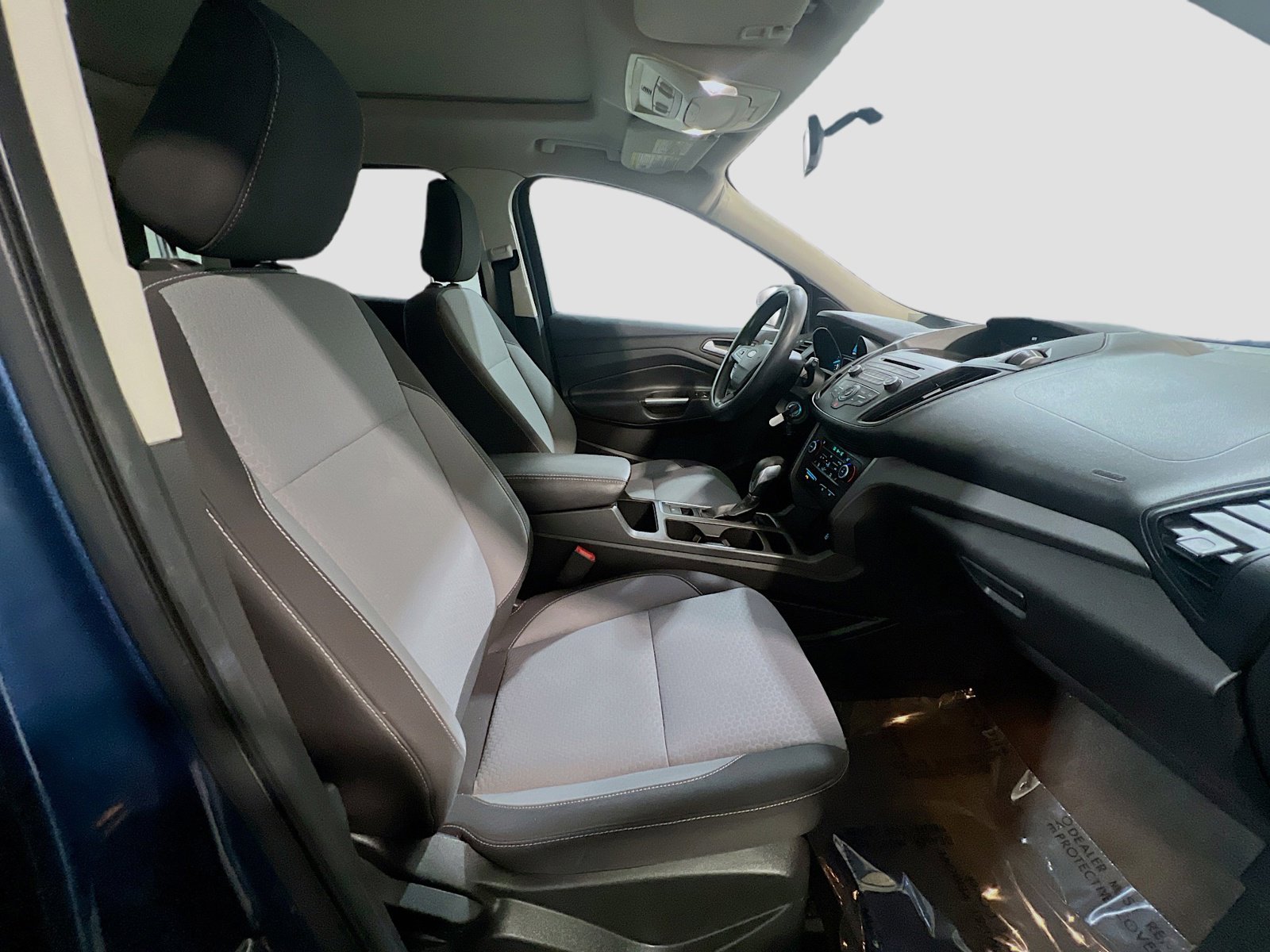 Used 2018 Ford Escape SE image 21